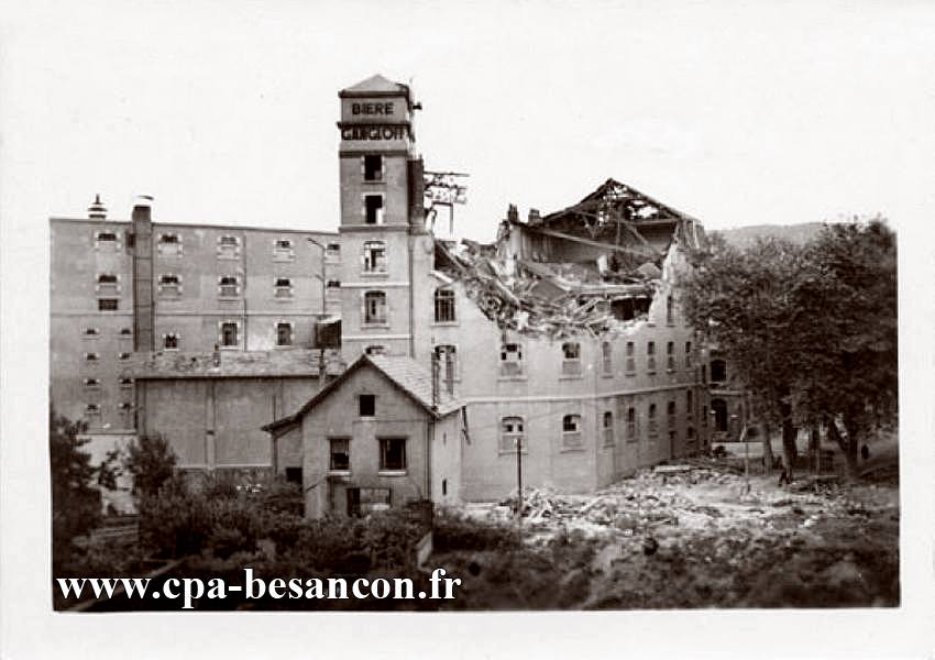 BESANÇON - Bombardement du quartier de la Gare Viotte le 16 juillet 1943 - Les Usines Gangloff touchées.
